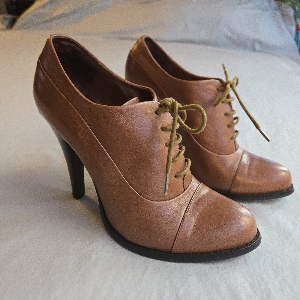 Aldo Oxford Lace Up High Heel Ankle Booties 7.5 - fall collegiate academia
